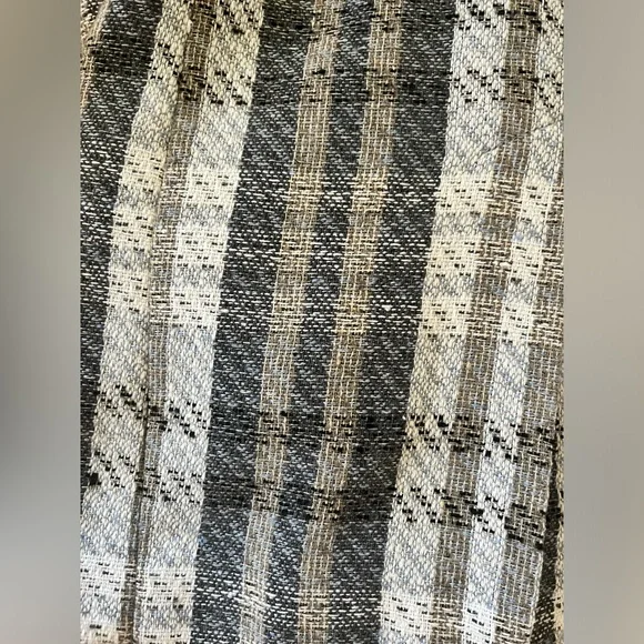 Lalavon Blazer - Picture 2 of 5